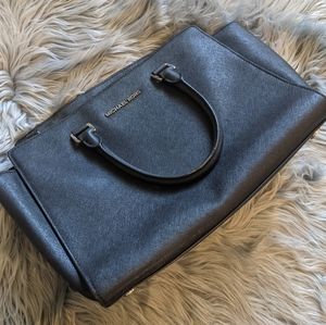 GUC Michael Kors Selma